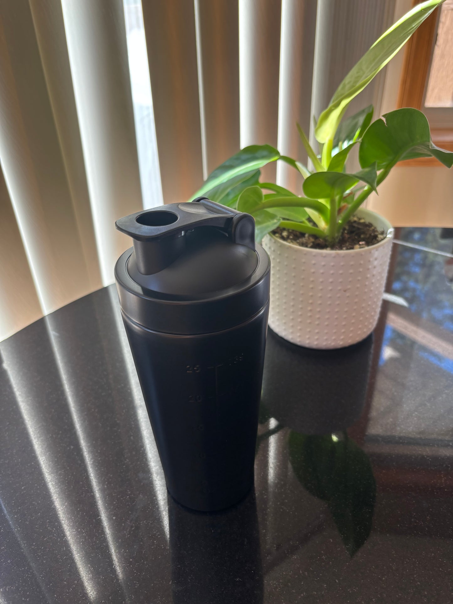 Stainless steel shaker bottle ￼